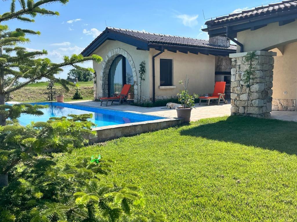 Private Villa At Blacksearama Golf & Villas Resort Balchik Bagian luar foto